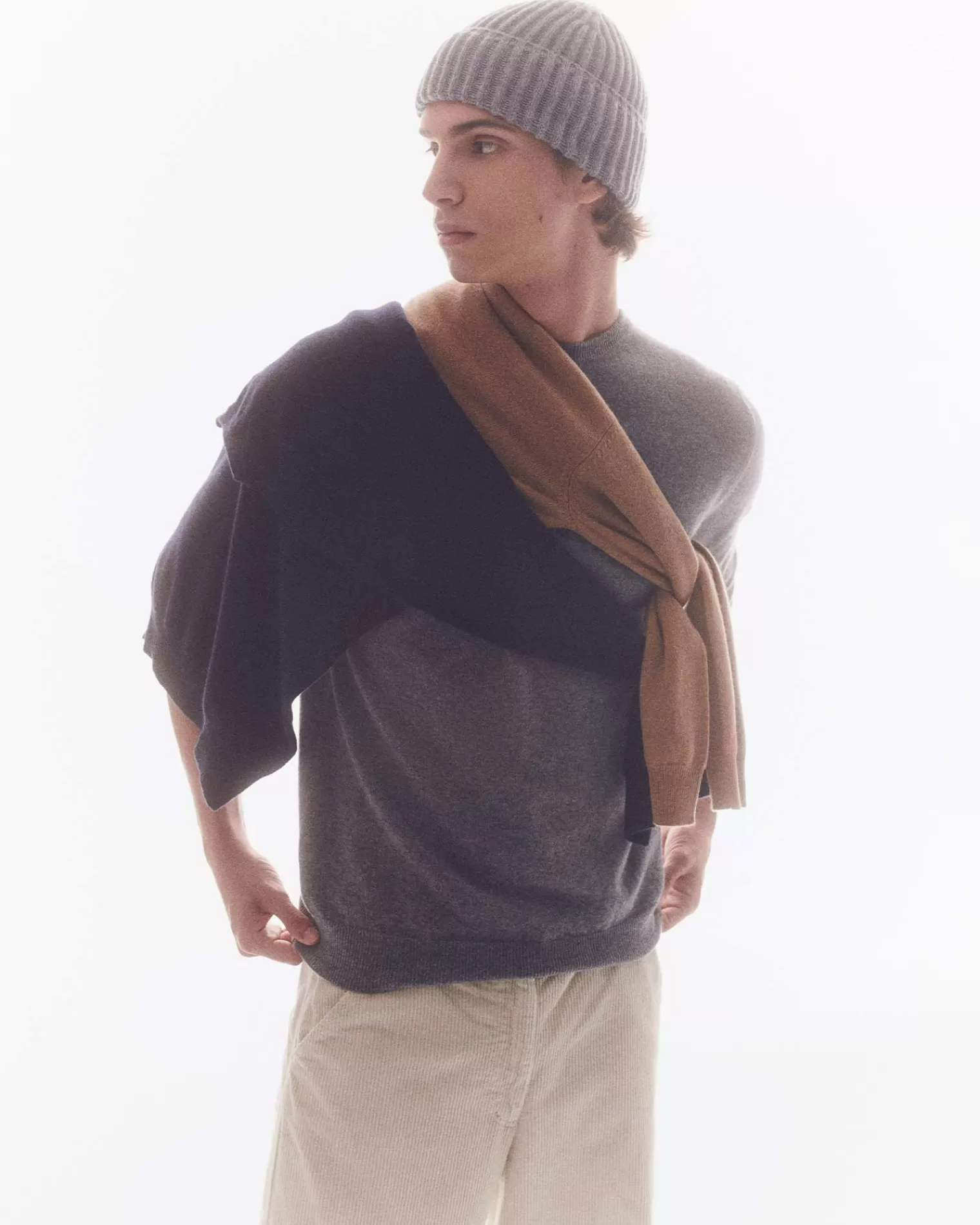 Kujten Sweaters & Sweatshirts>Basic Long Sleeves Cashmere Sweater, 2-Threads Gris Flanelle